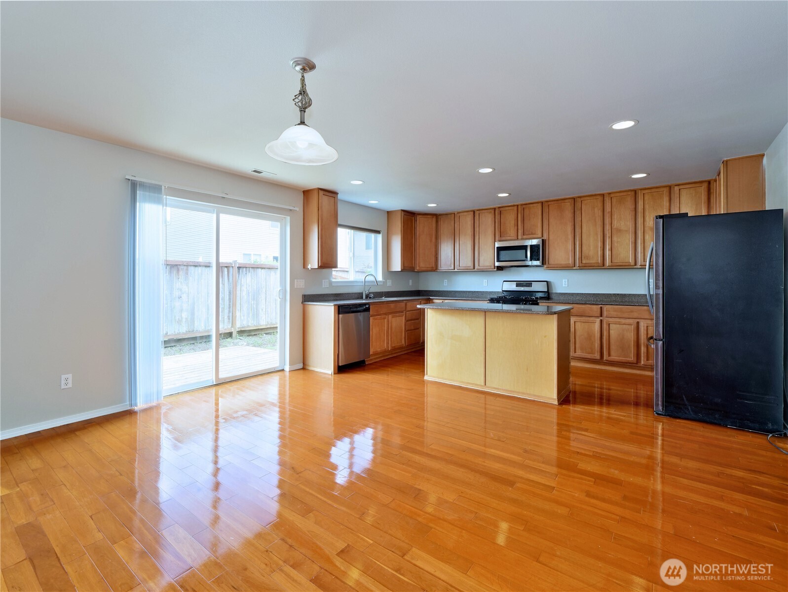 33060 41st Place S Federal Way WA 98001