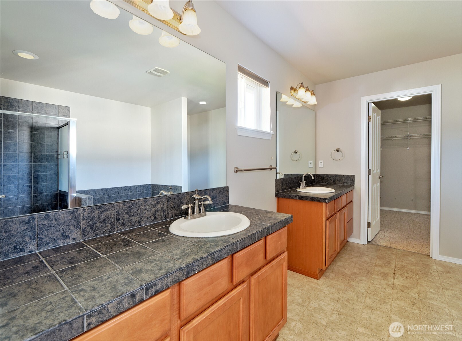 33060 41st Place S Federal Way WA 98001