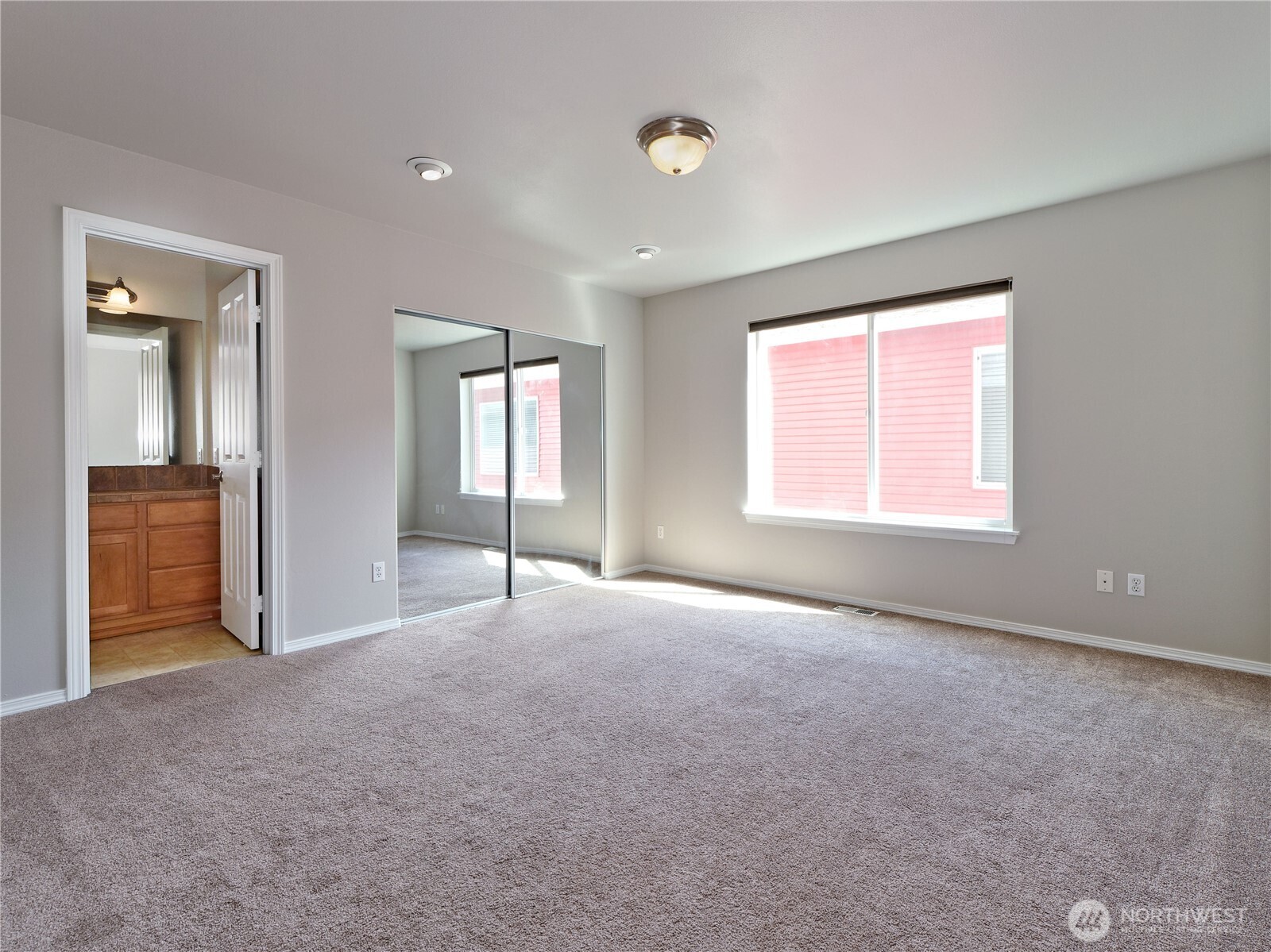 33060 41st Place S Federal Way WA 98001