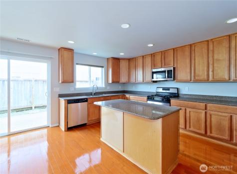 33060 41st Place S Federal Way WA 98001