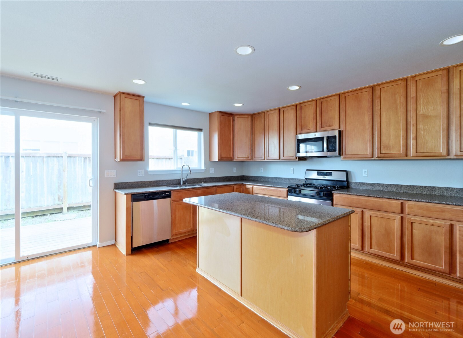 33060 41st Place S Federal Way WA 98001