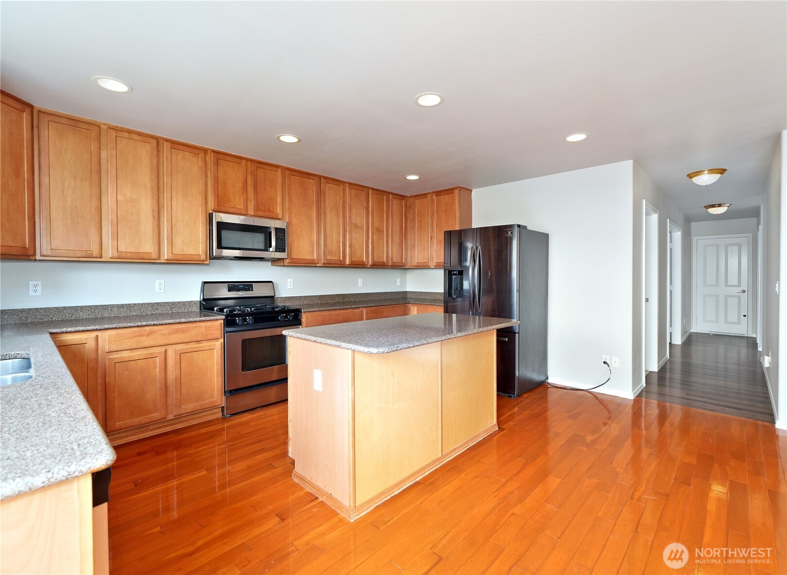 33060 41st Place S Federal Way WA 98001