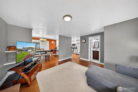 861 NW Haslo Place Oak Harbor WA 98277