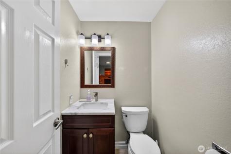 861 NW Haslo Place Oak Harbor WA 98277