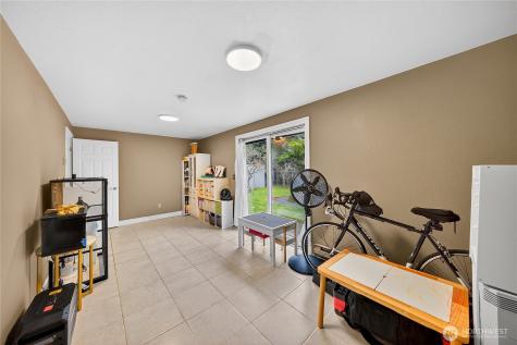 861 NW Haslo Place Oak Harbor WA 98277