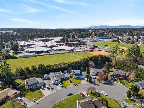 861 NW Haslo Place Oak Harbor WA 98277