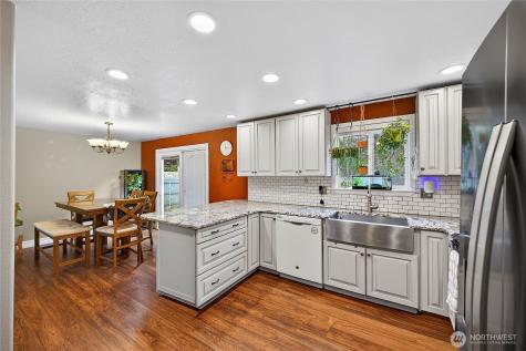 861 NW Haslo Place Oak Harbor WA 98277