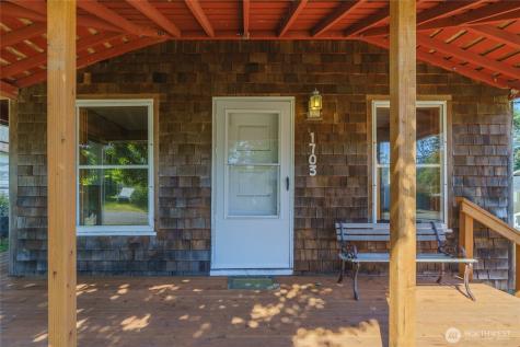 1703 259th Place Ocean Park WA 98640