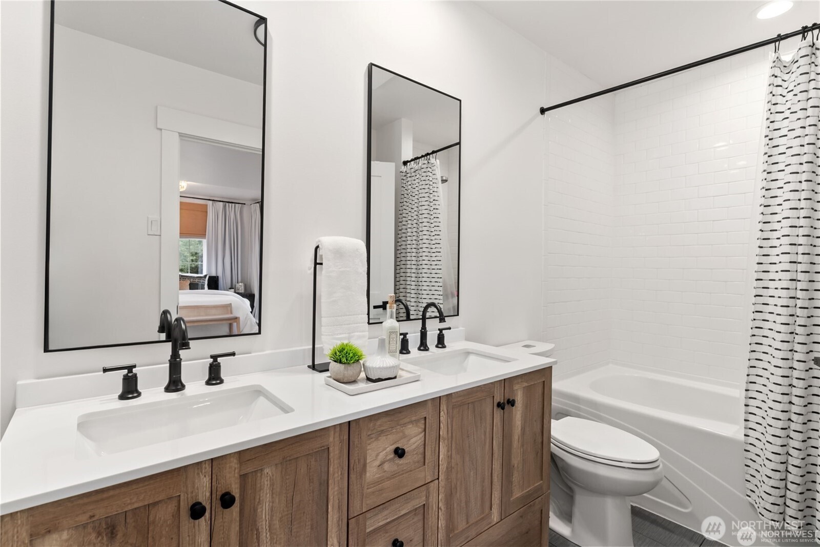2518 Cincinnati Street Steilacoom WA 98388