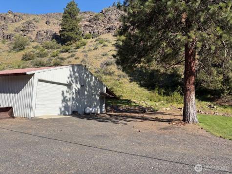 15551 State Route 410 Naches WA 98937
