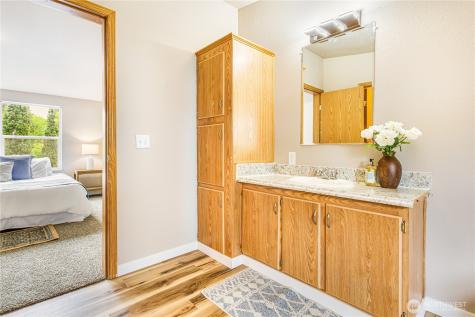932 Price Road Bremerton WA 98312