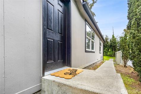 932 Price Road Bremerton WA 98312