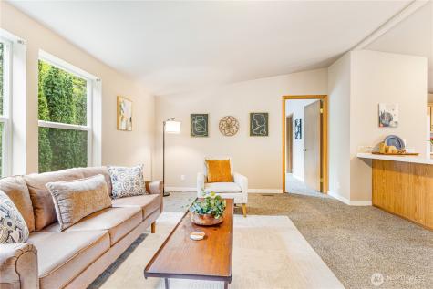 932 Price Road Bremerton WA 98312