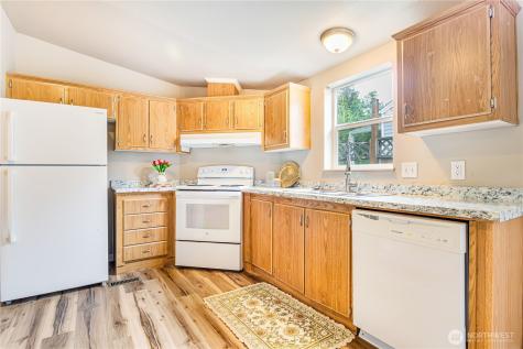 932 Price Road Bremerton WA 98312