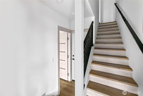 7560 43rd Avenue S Seattle WA 98118