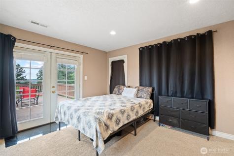 507 Williams Finney Road Kelso WA 98626