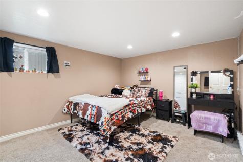 507 Williams Finney Road Kelso WA 98626