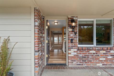 507 Williams Finney Road Kelso WA 98626
