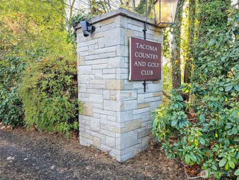 1 Forest Glen Lane SW Lakewood WA 98498