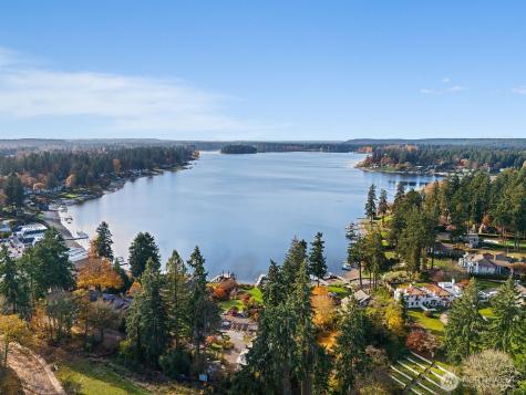 1 Forest Glen Lane SW Lakewood WA 98498
