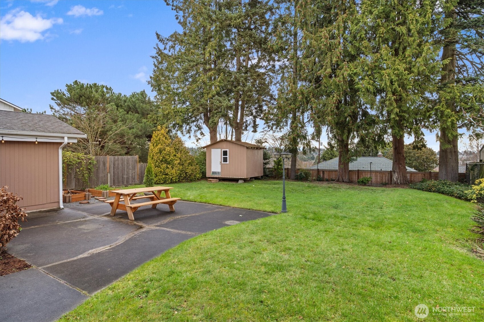 10044 12th Avenue NW Seattle WA 98177