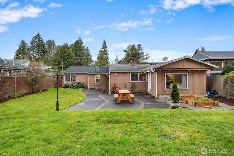 10044 12th Avenue NW Seattle WA 98177