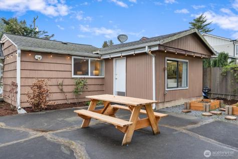 10044 12th Avenue NW Seattle WA 98177