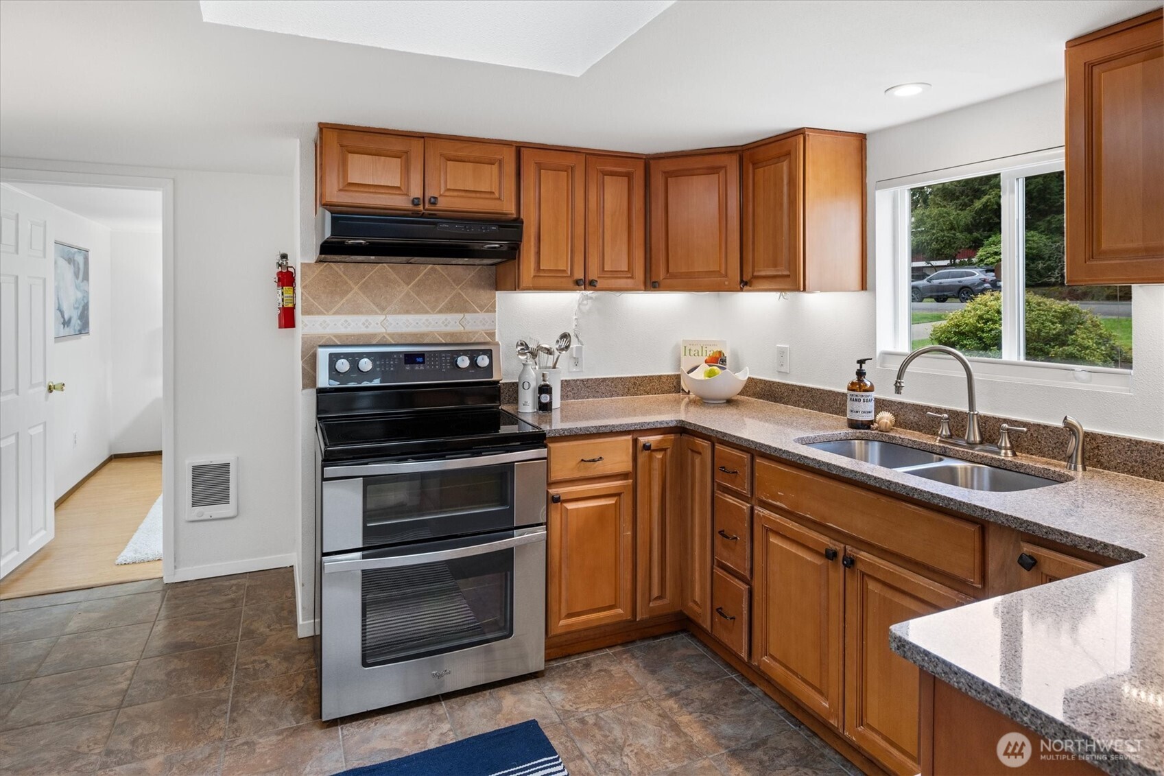 10044 12th Avenue NW Seattle WA 98177