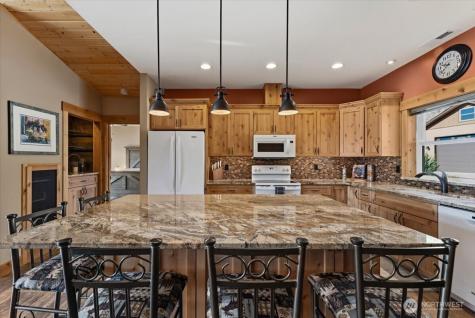 525 Columbia View Road Chelan WA 98816