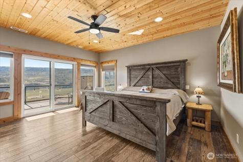 525 Columbia View Road Chelan WA 98816