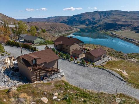 525 Columbia View Road Chelan WA 98816