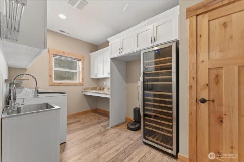 525 Columbia View Road Chelan WA 98816