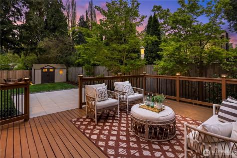 10729 23rd Avenue NE Seattle WA 98125