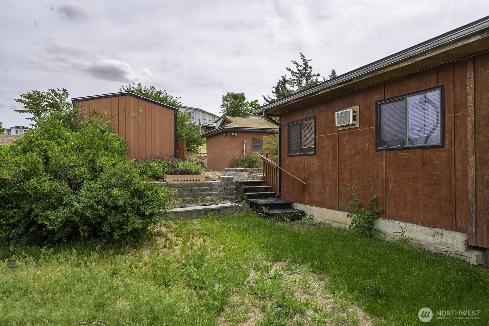618 1st Avenue NE Soap Lake WA 98851