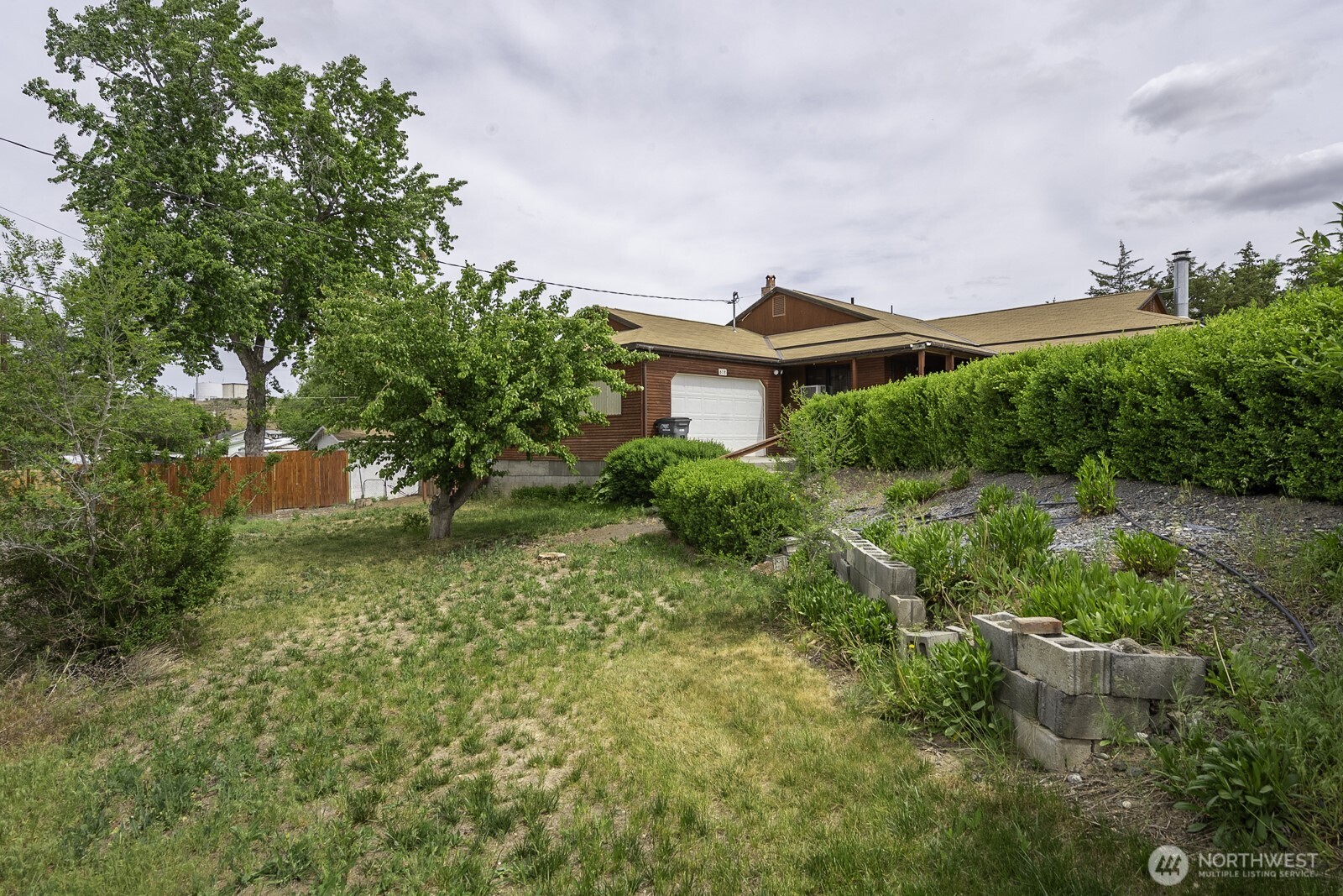 618 1st Avenue NE Soap Lake WA 98851