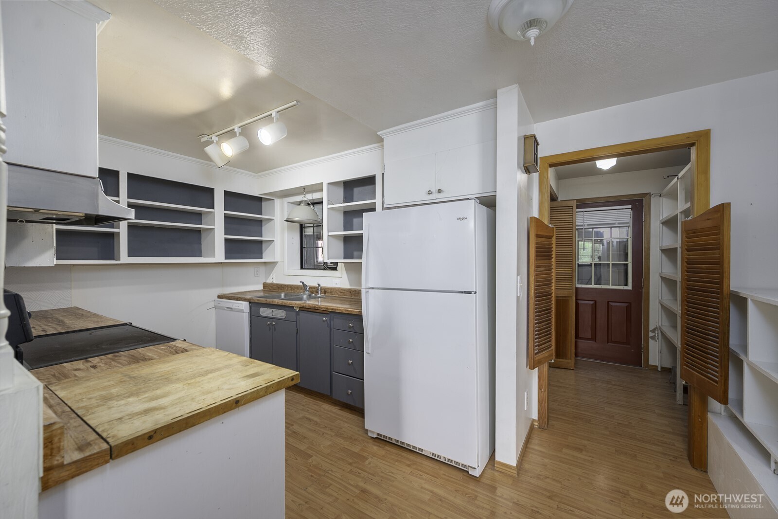618 1st Avenue NE Soap Lake WA 98851