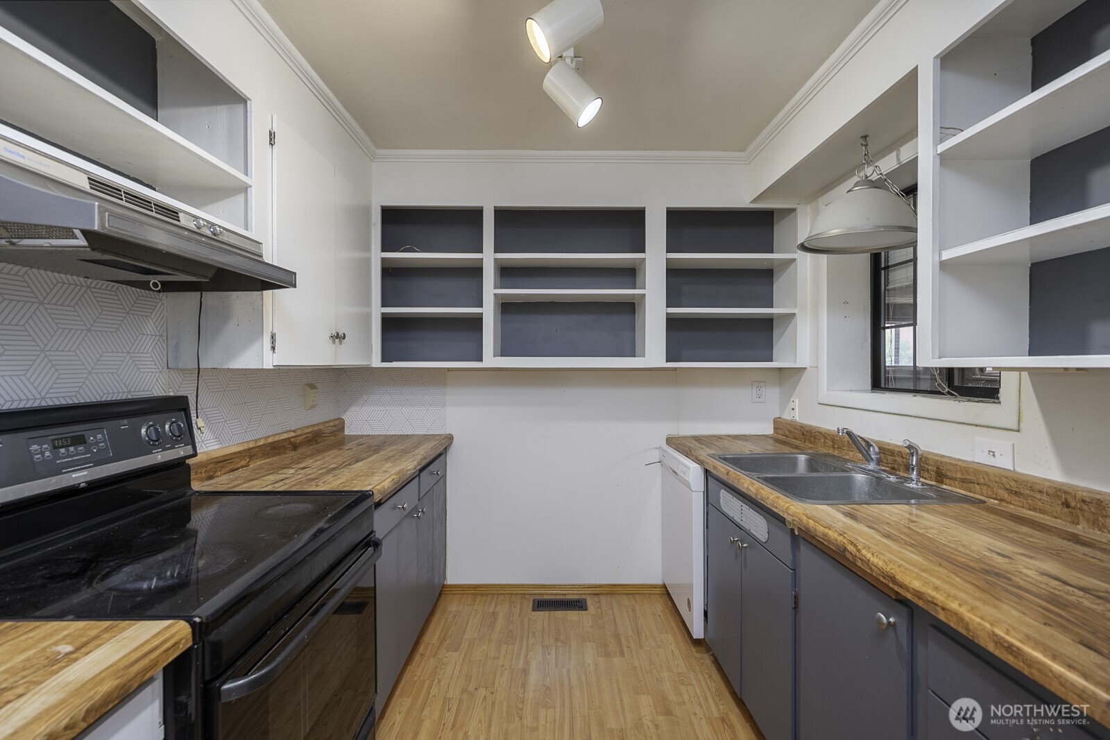 618 1st Avenue NE Soap Lake WA 98851