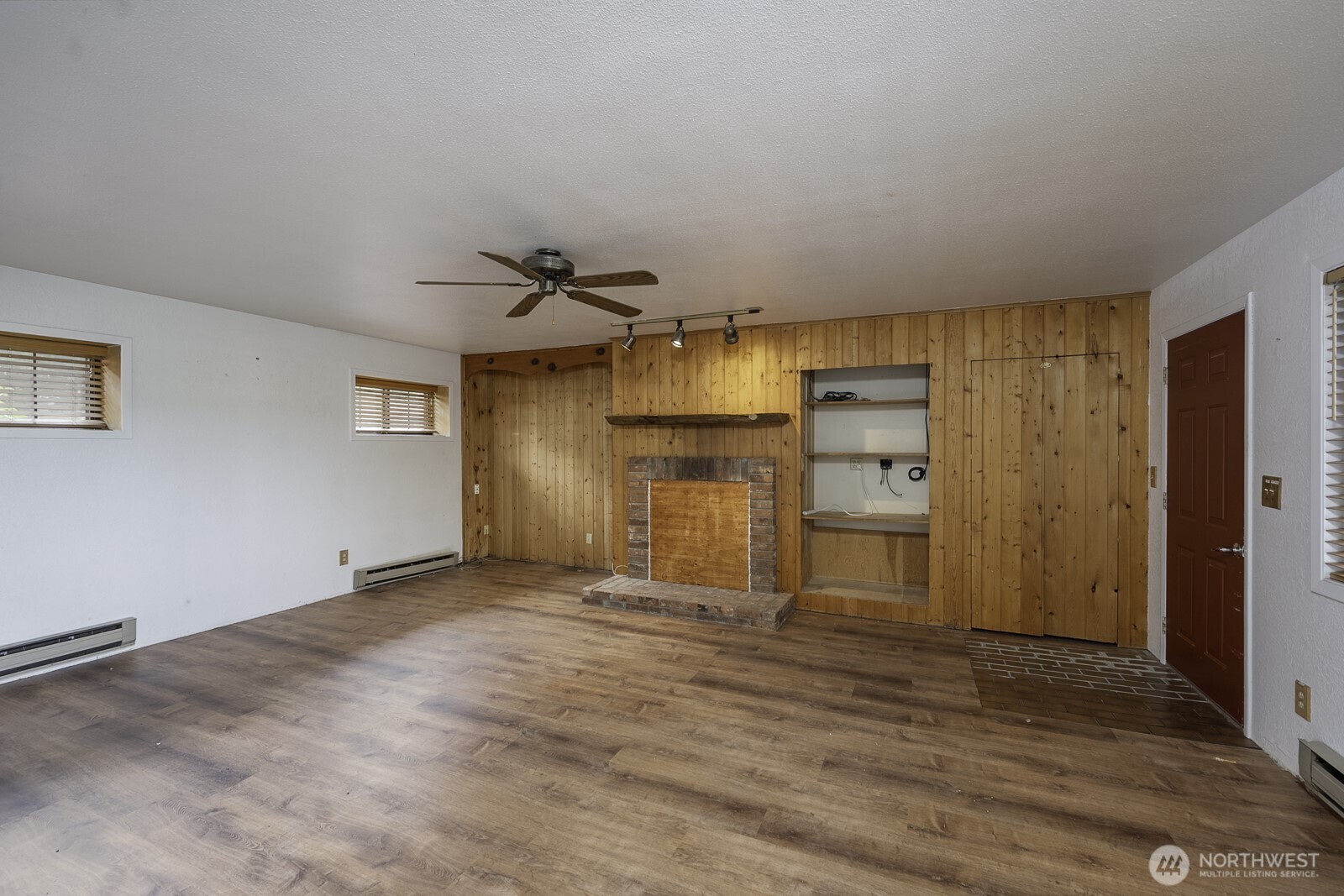 618 1st Avenue NE Soap Lake WA 98851