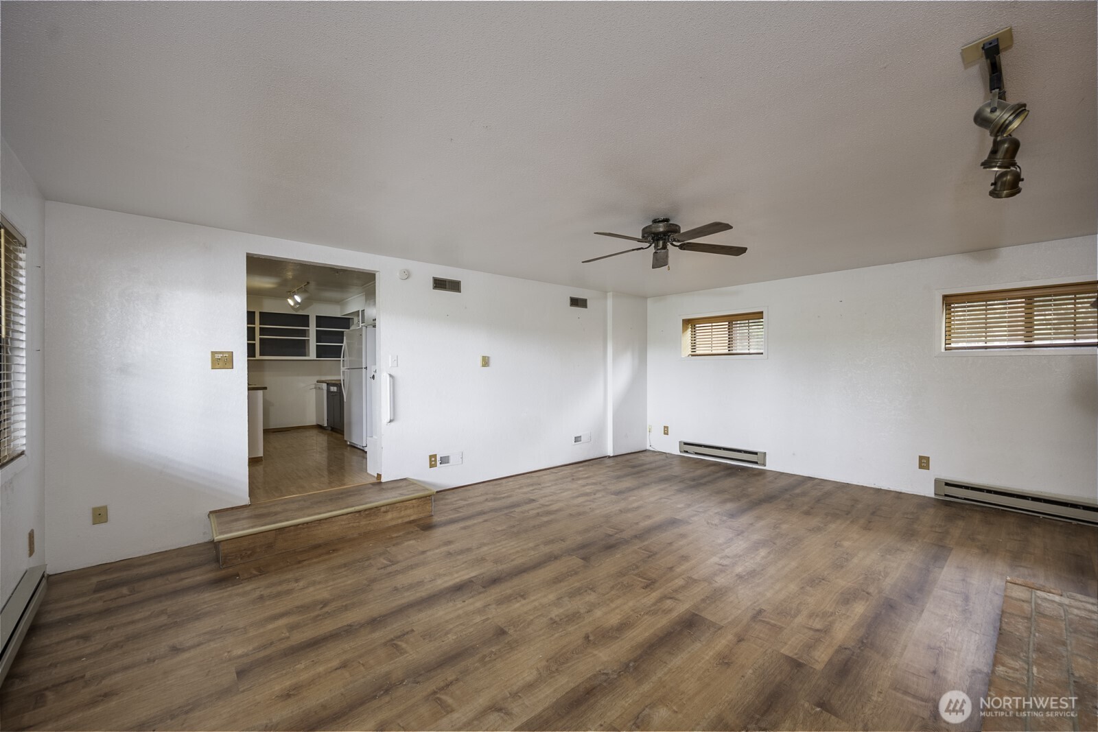 618 1st Avenue NE Soap Lake WA 98851