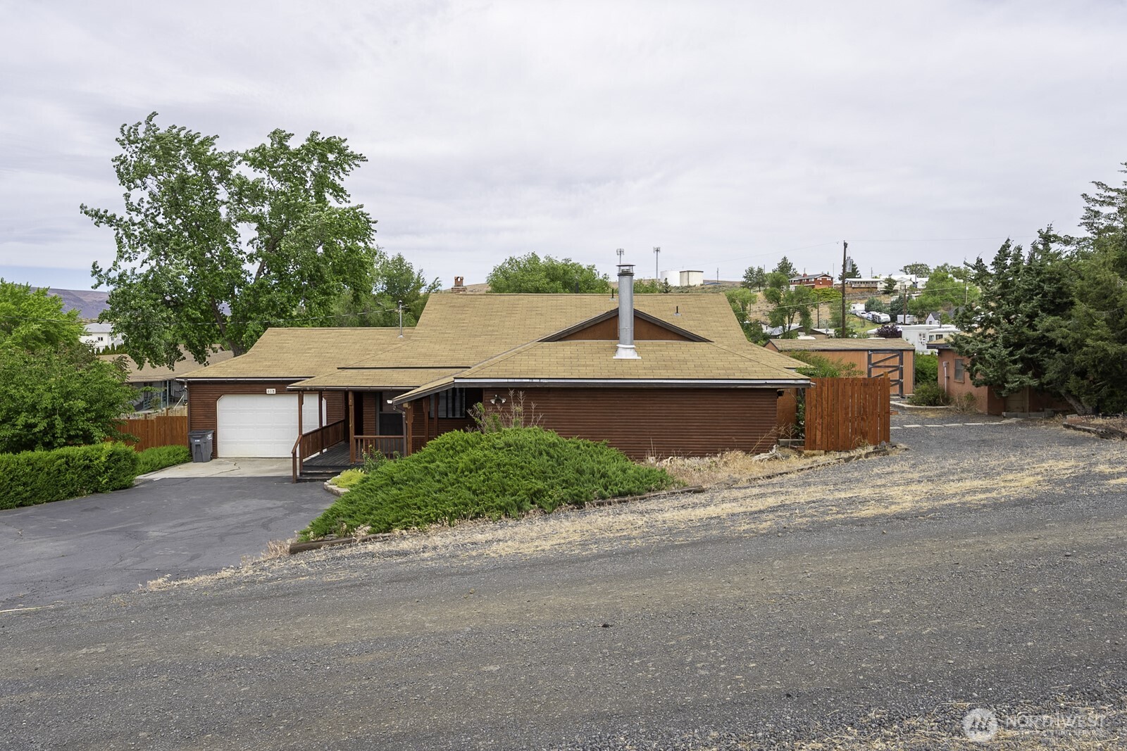 618 1st Avenue NE Soap Lake WA 98851
