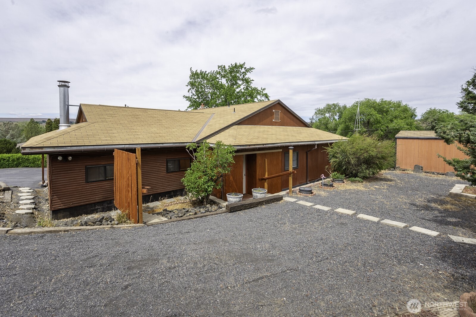 618 1st Avenue NE Soap Lake WA 98851