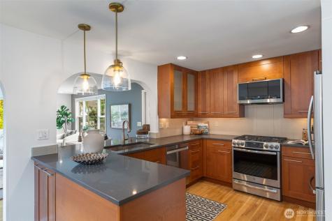 551 NE 84th Street Seattle WA 98115