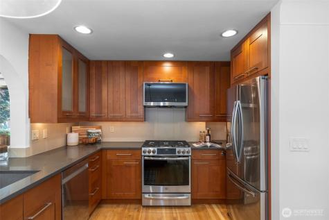 551 NE 84th Street Seattle WA 98115