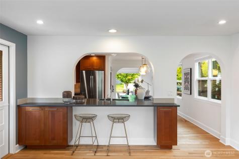 551 NE 84th Street Seattle WA 98115