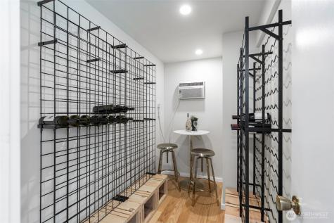551 NE 84th Street Seattle WA 98115