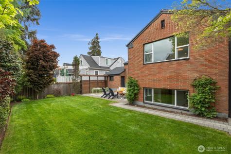 551 NE 84th Street Seattle WA 98115