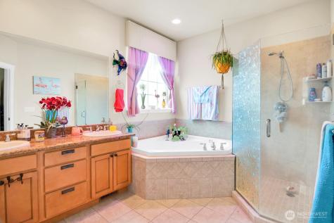 600 N Bluff West Drive Moses Lake WA 98837