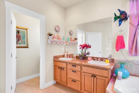 600 N Bluff West Drive Moses Lake WA 98837