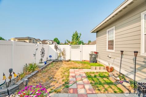 600 N Bluff West Drive Moses Lake WA 98837