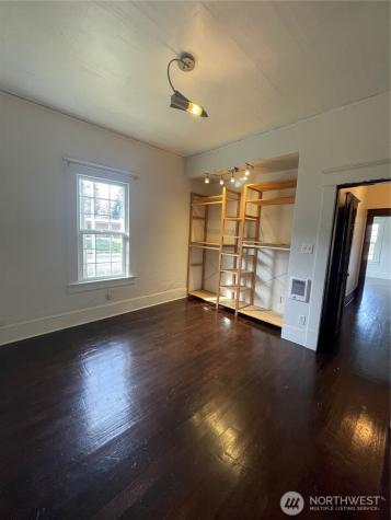 2101 Henkle Street Raymond WA 98577